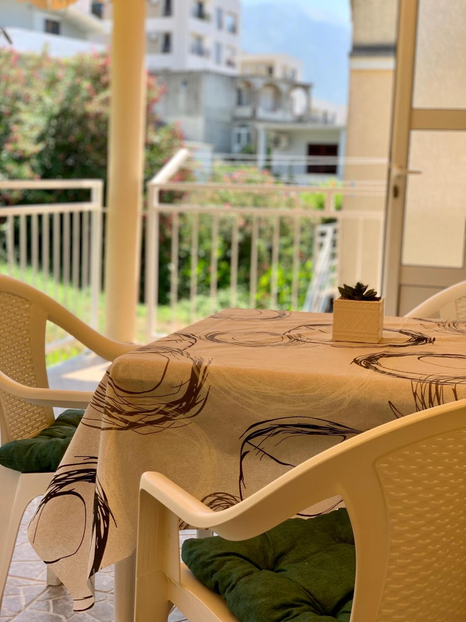 Apartman Dma Tivat Extérieur photo